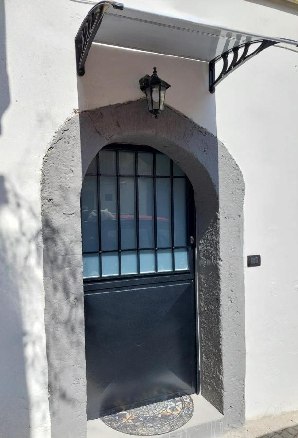 City Wonders B&B Napoli Bagian luar foto